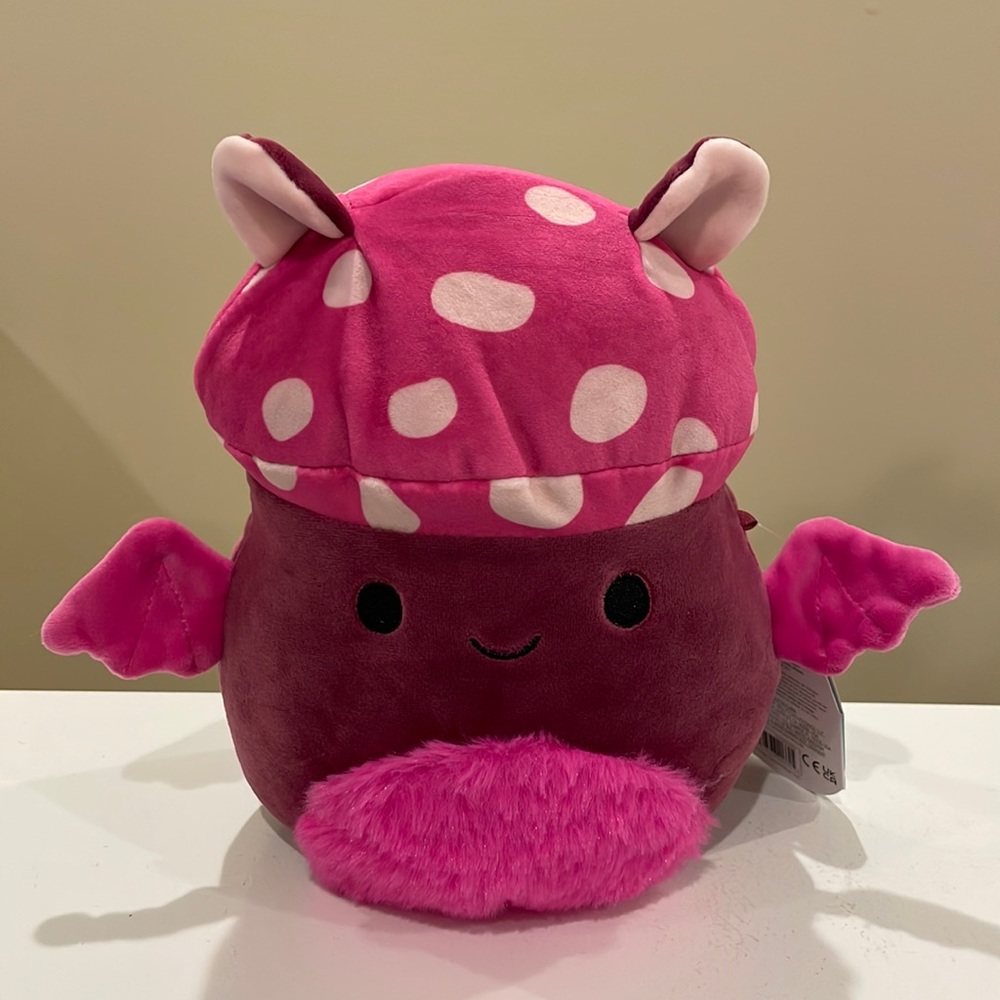 NWT 8” Cosimo the Pink Mushroom Bat Squishmallow from the Legendary Squad